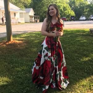 Meet your Posher, Candice